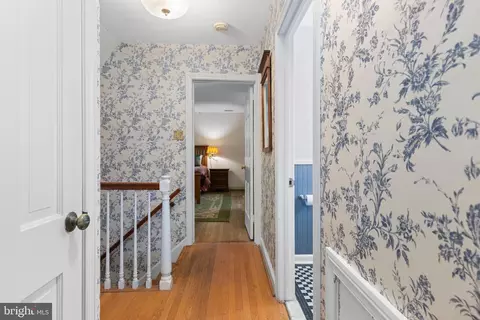 Entry Way - 5 Single Ln, Wallingford, PA 19086 photo 8 of 8