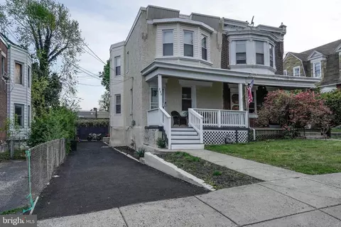 240 Cherry St, Sharon Hill, PA 19079