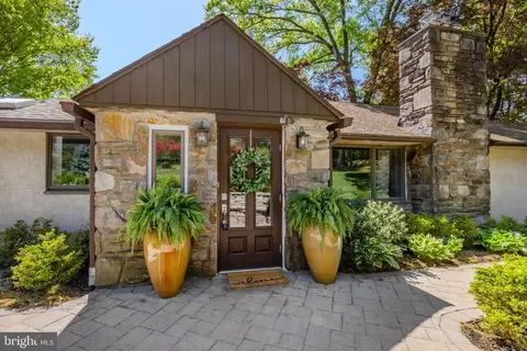 3542 Darby Rd, Haverford, PA 19041