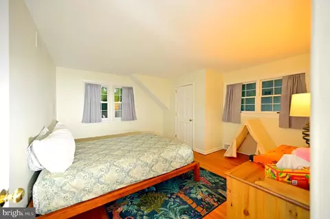 Bedroom - 572 Cricket Ln, Wayne, PA 19087 photo 7 of 9