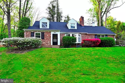 572 Cricket Ln, Wayne, PA 19087