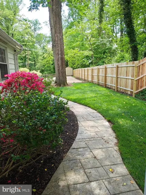Exterior - 572 Cricket Ln, Wayne, PA 19087 photo 5 of 6