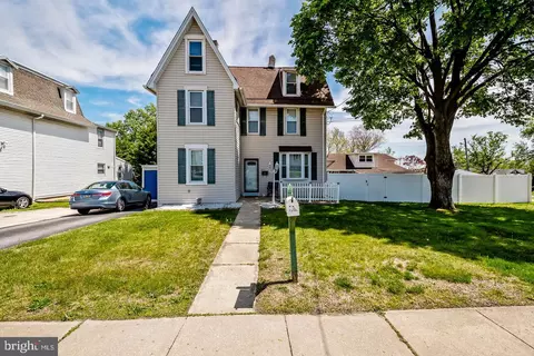 640 Mohawk Ave, Norwood, PA 19074