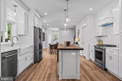 406 Saint Davids Ave, Wayne, PA 19087 photo 17