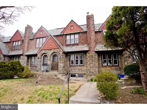 907 Darby Rd, Havertown, PA 19083
