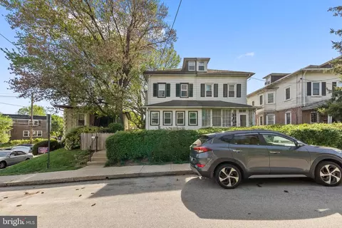 166 Meredith Ave, Bryn Mawr, PA 19010