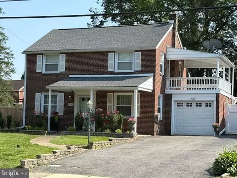 306 E Springfield Rd, Springfield, PA 19064 photo 2