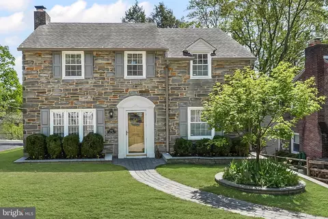 1013 Crest Rd, Wynnewood, PA 19096