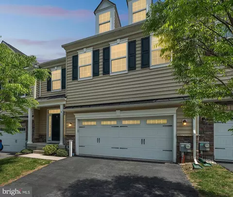 4 Kaila Ct, Media, PA 19063