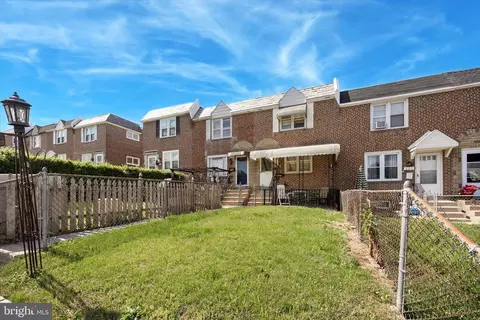 233 Cambridge Rd, Clifton Heights, PA 19018