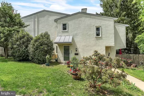 279 W Chelsea Cir, Newtown Square, PA 19073