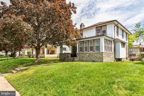 301 N Maple Ave, Lansdowne, PA 19050