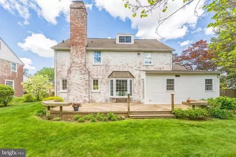 Exterior - 320 Overhill Rd, Wayne, PA 19087 photo 7 of 10