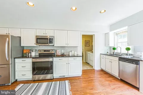 Kitchen - 320 Overhill Rd, Wayne, PA 19087 photo 1 of 2
