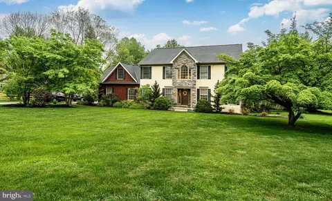 412 Ivy Mills Rd, Glen Mills, PA 19342