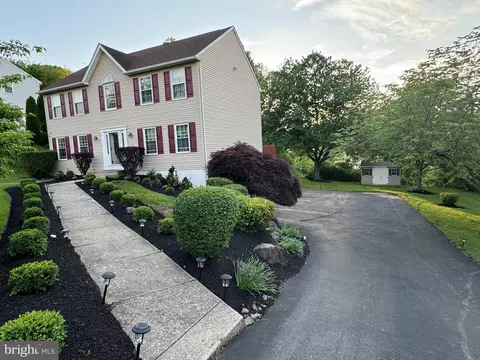 4206 Tara Cir, Boothwyn, PA 19061 photo 23