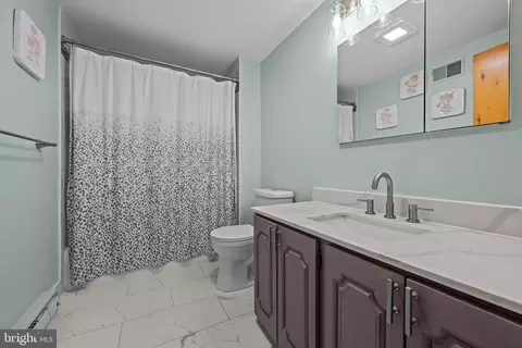 Bath - 1007 Thornton Rd, Boothwyn, PA 19061 photo 1 of 2