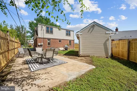 Exterior - 1007 Thornton Rd, Boothwyn, PA 19061 photo 4 of 5