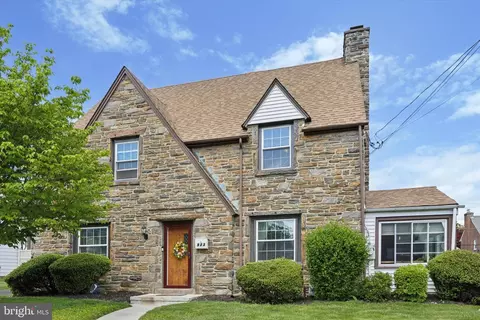 923 Turner Ave, Drexel Hill, PA 19026