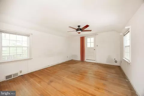 Bedroom - 314 Spring Valley Rd, Springfield, PA 19064 photo 1 of 6