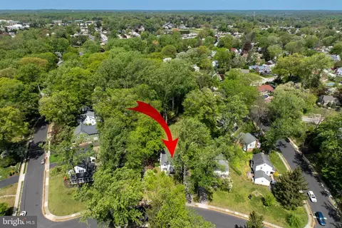 View/Area - 314 Spring Valley Rd, Springfield, PA 19064 photo 4 of 8