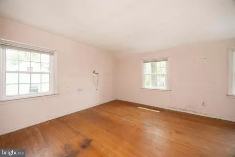 Bedroom - 314 Spring Valley Rd, Springfield, PA 19064 photo 4 of 6