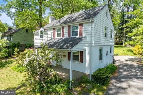 Exterior - 314 Spring Valley Rd, Springfield, PA 19064 photo 2 of 11