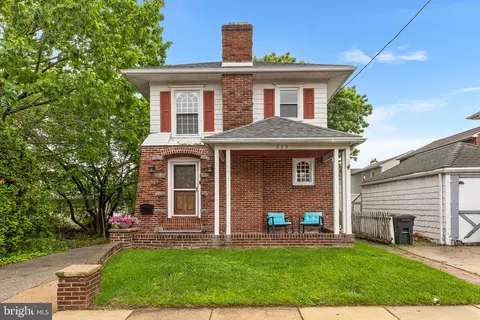 213 Yates Ave, Woodlyn, PA 19094