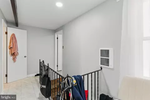 Entry Way - 4508 Post Rd, Marcus Hook, PA 19061 photo 8 of 13
