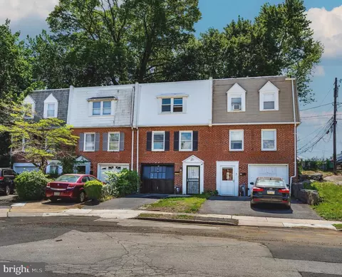 415 Arlington Ave, Darby, PA 19082