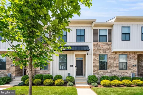 706 Hoopes Ln, Media, PA 19063