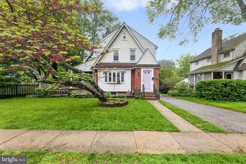 715 Naylors Run Rd, Havertown, PA 19083