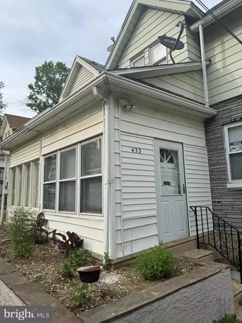433 Cypress St, Lansdowne, PA 19050