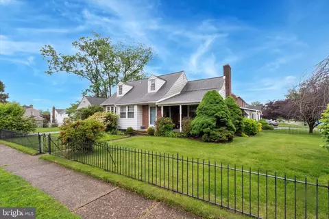 1501 Ashton Rd, Havertown, PA 19083