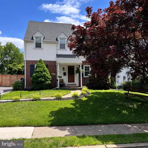 5122 Bond Ave, Drexel Hill, PA 19026