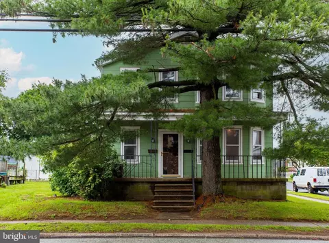 1200 4th Ave, Essington, PA 19029