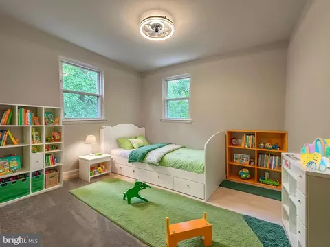 Bedroom - 215 Bridge Rd, Ogden, PA 19061 photo 5 of 9