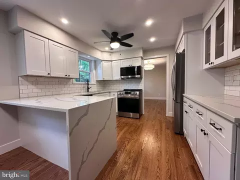 Kitchen - 215 Bridge Rd, Ogden, PA 19061 photo 2 of 3