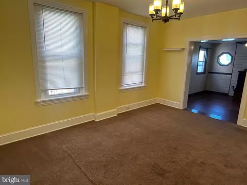 Living - 4 W 6th St, Marcus Hook, PA 19061 photo 2 of 4