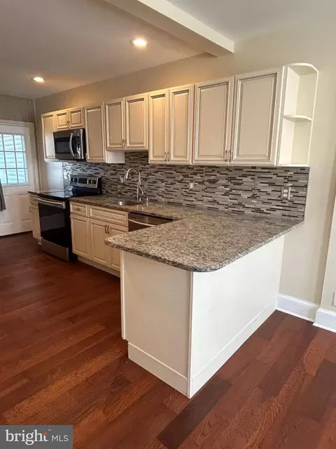 Kitchen - 4 W 6th St, Marcus Hook, PA 19061 photo 1 of 2