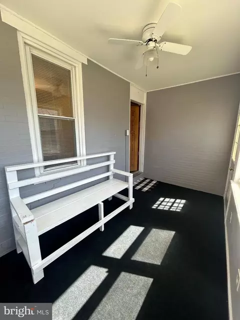 Exterior - 4 W 6th St, Marcus Hook, PA 19061 photo 1 of 5