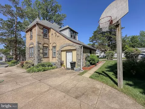 Exterior - 7205 Wayne Ave, Darby, PA 19082 photo 8 of 19