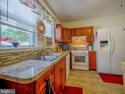 Kitchen - 7205 Wayne Ave, Darby, PA 19082 photo 1 of 3