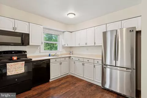 Kitchen - 2425 W Colonial Dr, Upper Chichester, PA 19061 photo 1 of 1