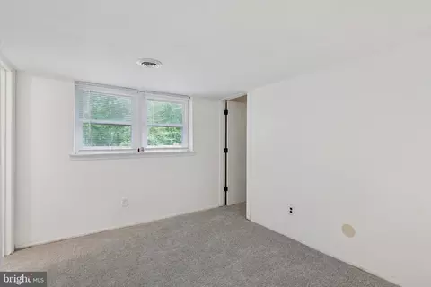 Bedroom - 2425 W Colonial Dr, Upper Chichester, PA 19061 photo 4 of 4