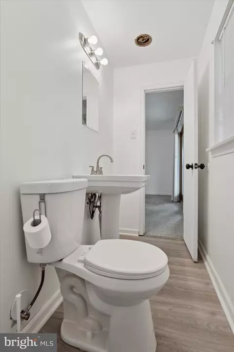 Bath - 2425 W Colonial Dr, Upper Chichester, PA 19061 photo 3 of 3