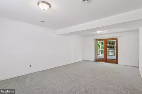 Living - 2425 W Colonial Dr, Upper Chichester, PA 19061 photo 5 of 5