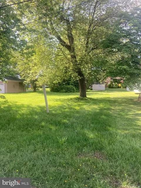 1022 1024 Kingsman Rd, Chichester, PA 19061