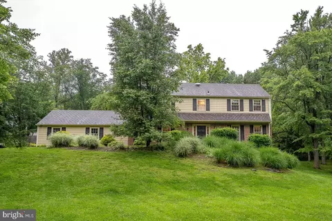 849 Milmar Rd, Newtown Square, PA 19073