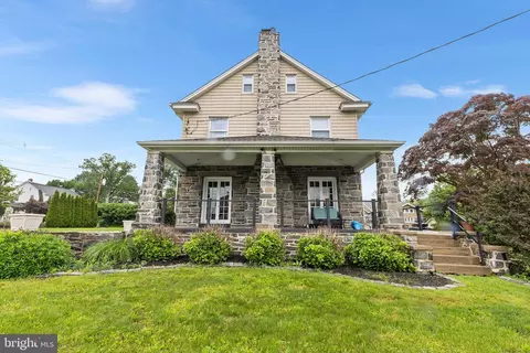 225 Wayne Ave, Lansdowne, PA 19050